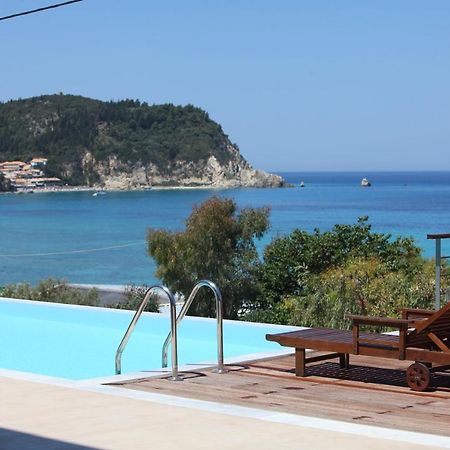 Capro - Milos Bay Villas Áyios Nikítas Екстериор снимка