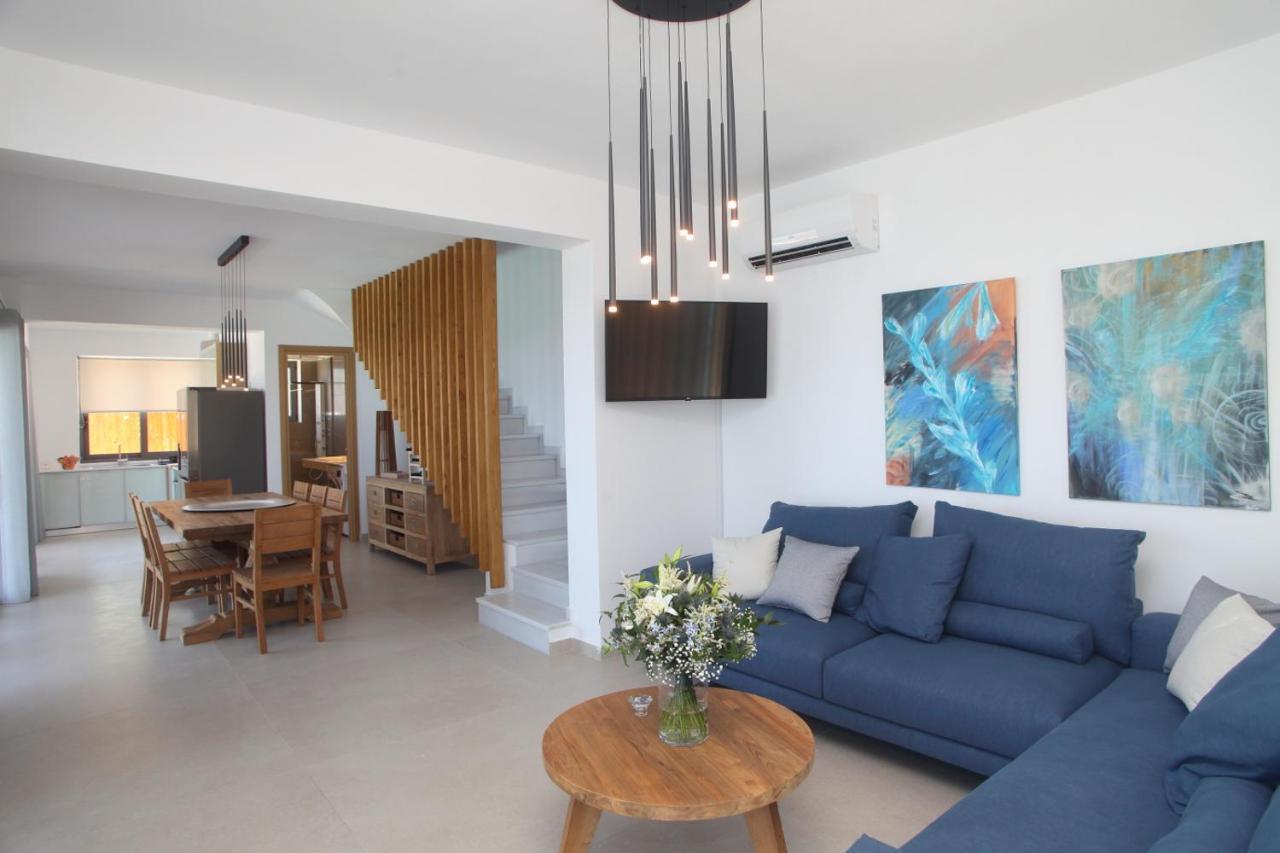 Capro - Milos Bay Villas Áyios Nikítas Екстериор снимка