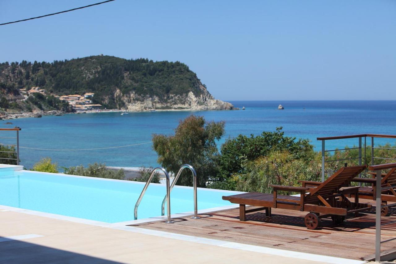 Capro - Milos Bay Villas Áyios Nikítas Екстериор снимка