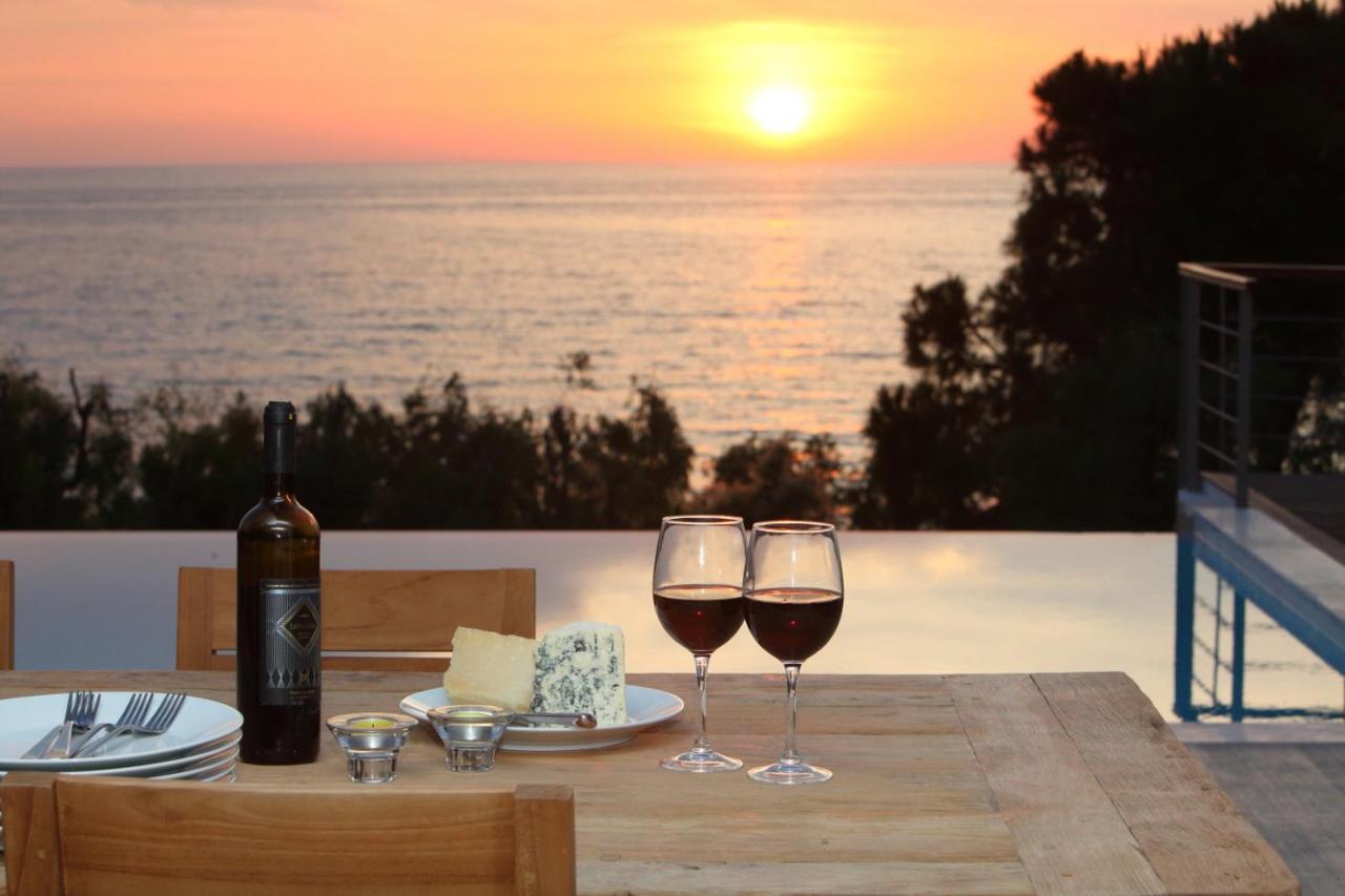 Capro - Milos Bay Villas Áyios Nikítas Екстериор снимка