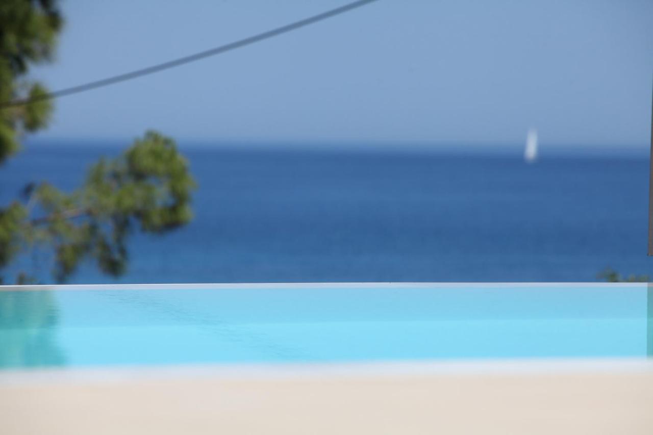 Capro - Milos Bay Villas Áyios Nikítas Екстериор снимка