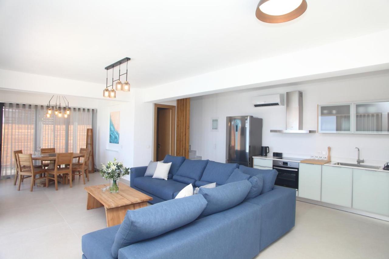 Capro - Milos Bay Villas Áyios Nikítas Екстериор снимка