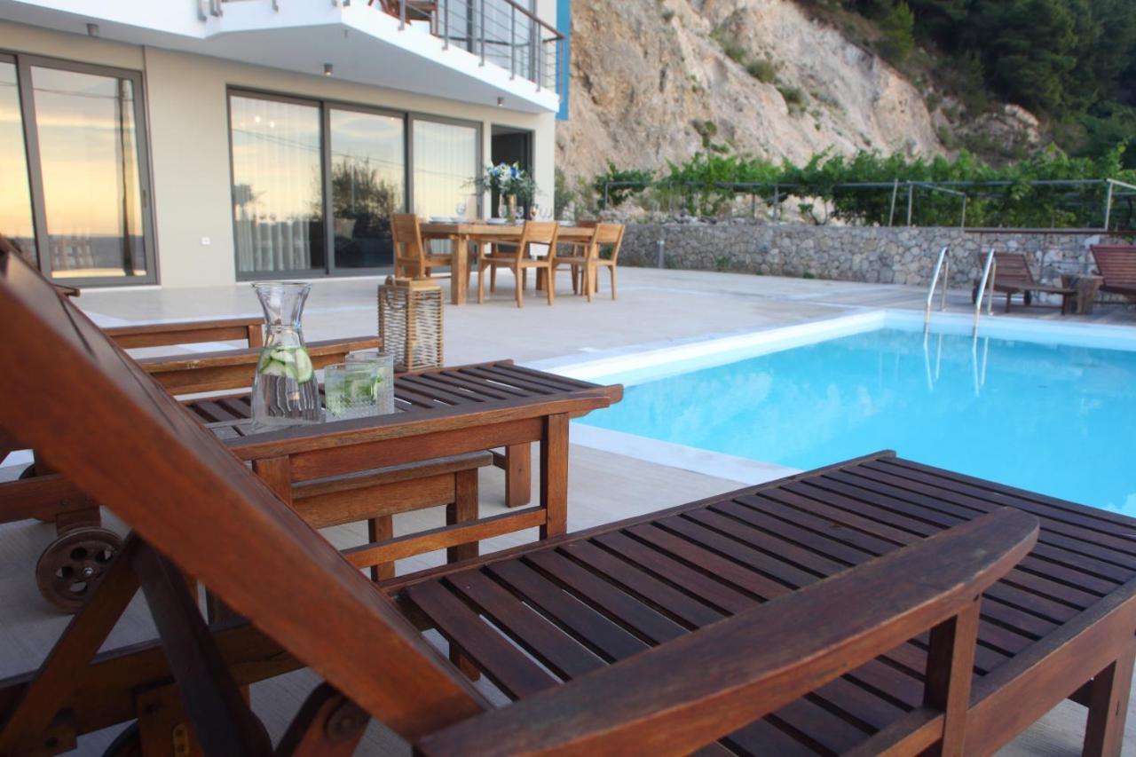 Capro - Milos Bay Villas Áyios Nikítas Екстериор снимка