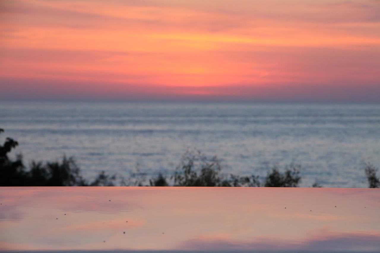 Capro - Milos Bay Villas Áyios Nikítas Екстериор снимка