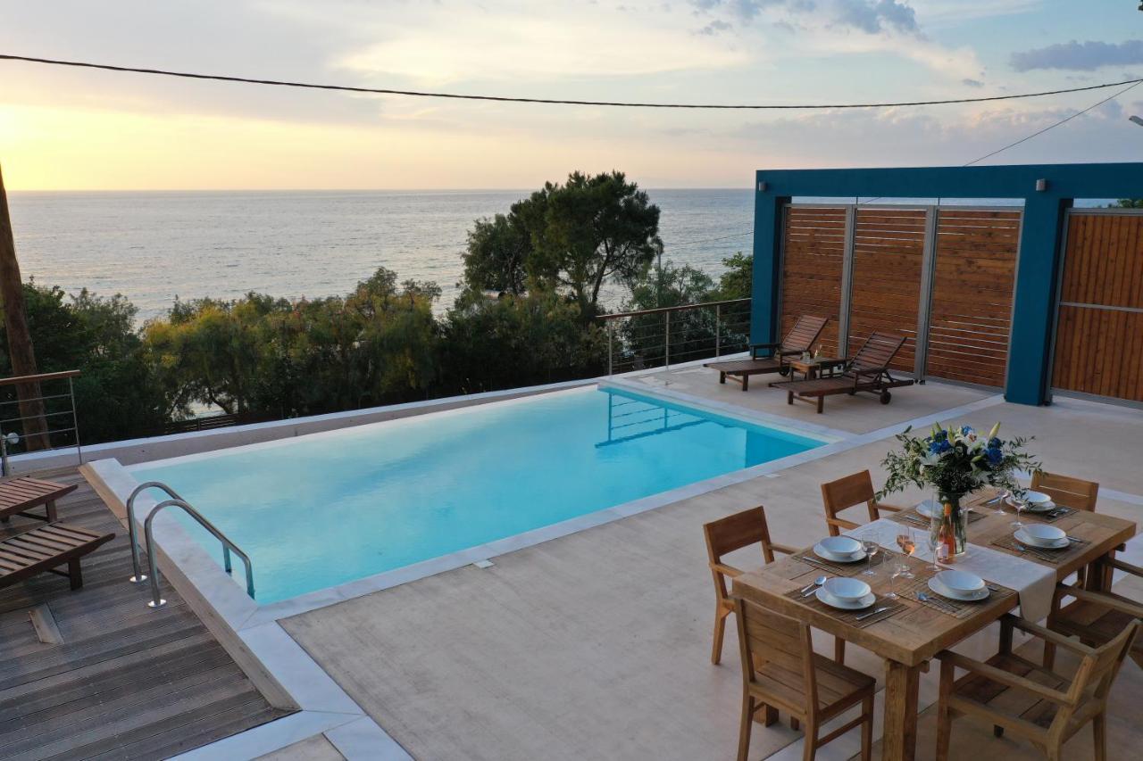 Capro - Milos Bay Villas Áyios Nikítas Екстериор снимка