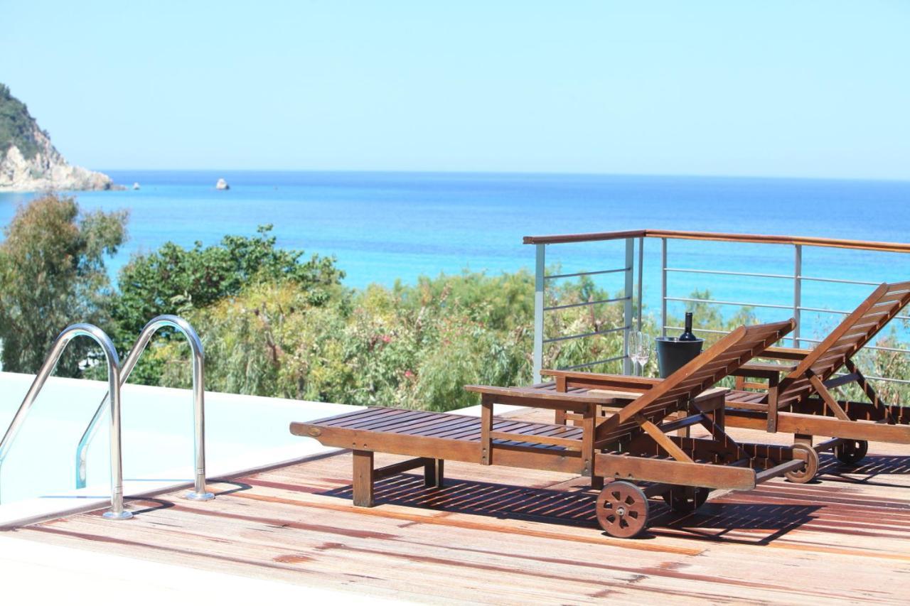 Capro - Milos Bay Villas Áyios Nikítas Екстериор снимка