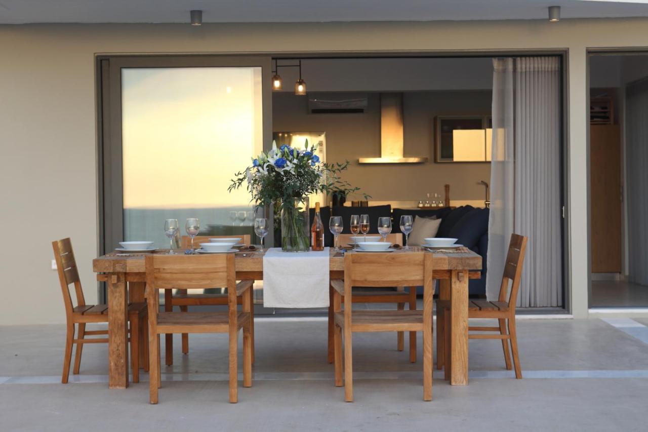 Capro - Milos Bay Villas Áyios Nikítas Екстериор снимка