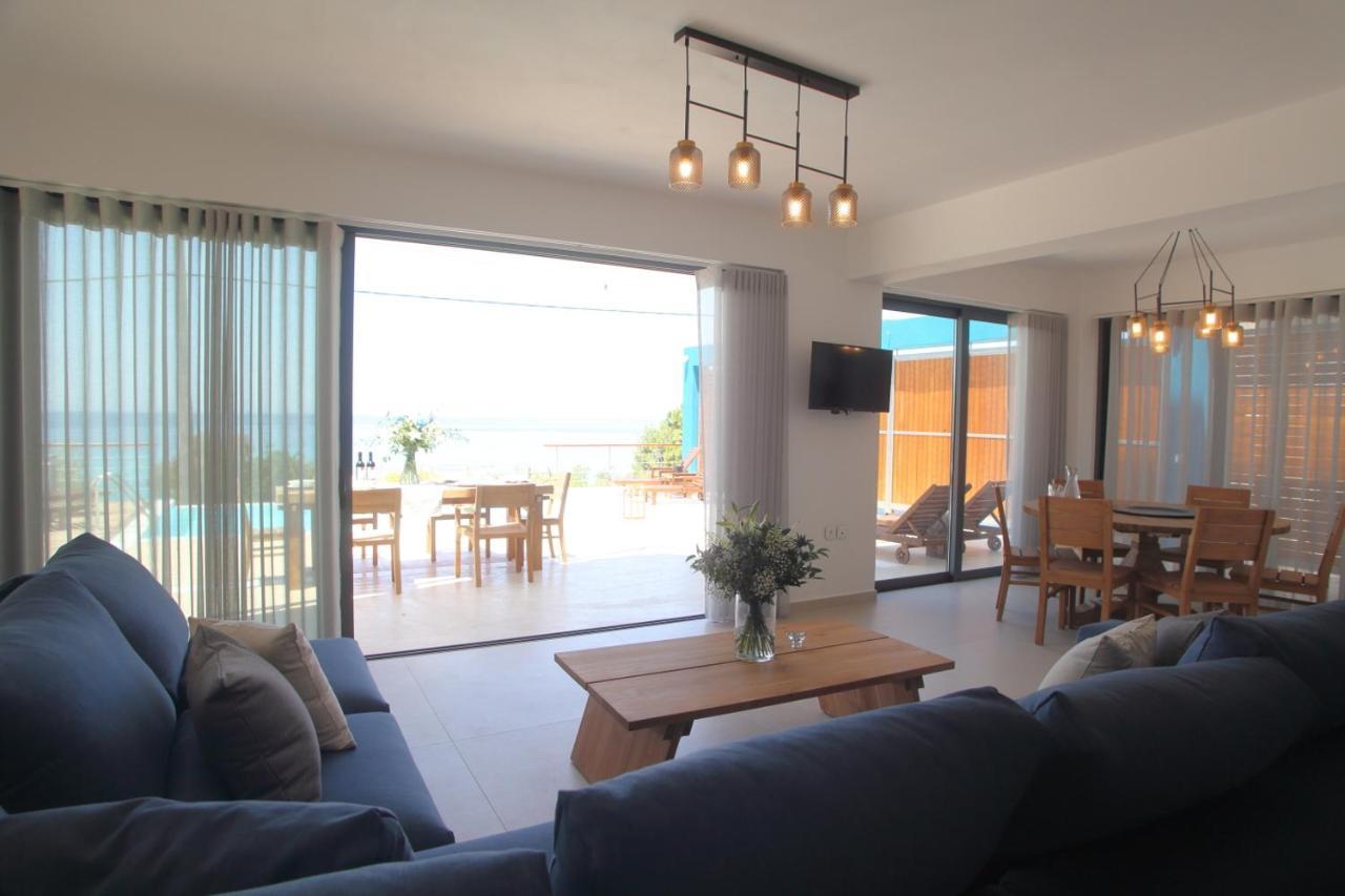 Capro - Milos Bay Villas Áyios Nikítas Екстериор снимка